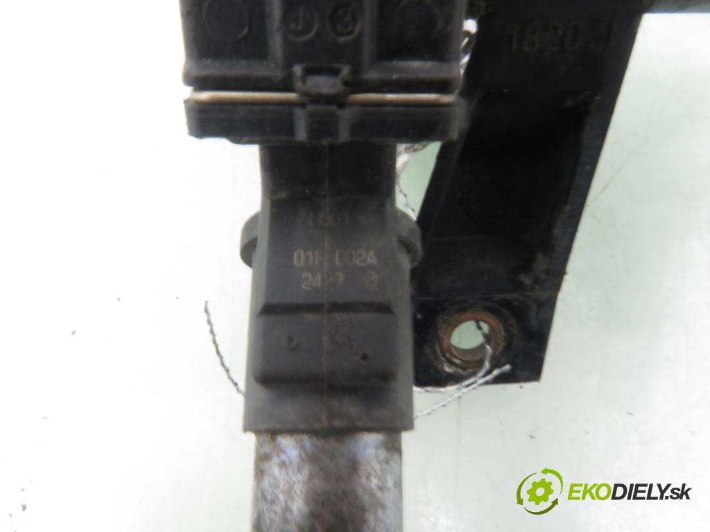 CITROEN C3 I (FC_) HB 2004 54,00 1.4 i - KFV (TU3JP) 1360,00 lišta vstřikovací 9628982980D ; 01F002A (Vstřikovací lišta)