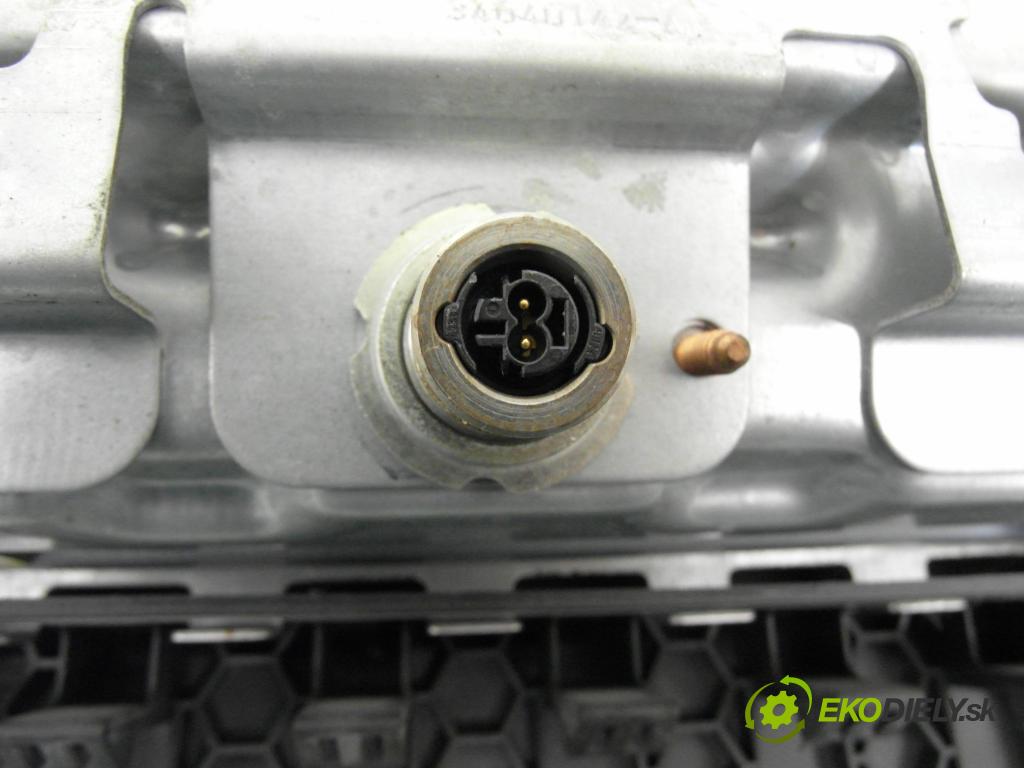 SKODA FABIA II Combi (545) KOMBI 2010 59,00 1.4 TDI - BNV 1422,00 AirBag air BAG CESTUJÍCÍ: 5J1880202 ; 34040142A ; 5J2880202C