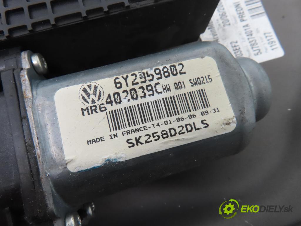 SKODA ROOMSTER (5J) KOMBIVAN 2007 59,00 1.4 TDI - BMS 1422,00 Mechanizmus okien 6Y2959802 ; 5J7837401A