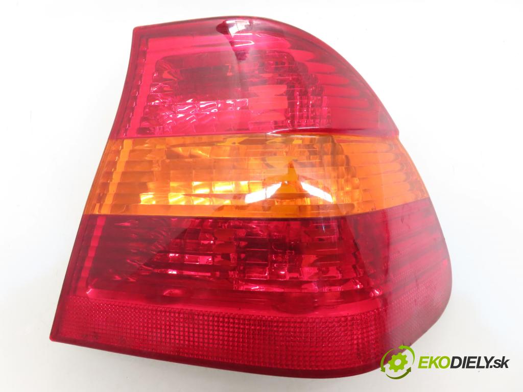 BMW 3 (E46) SEDAN 2004 110,00 320 d 150 - M47 D20 (204D4) 1995,00 světlo pravé zadní