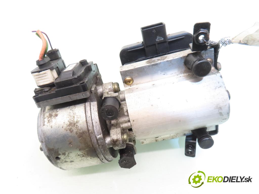 CITROEN C5 II (RC_) LIFTBACK 2006 92,00 1.8 16V - 6FY (EW7A) 1749,00 Pumpa nápravy 966128510245 ; 9654068680 ; 9400060