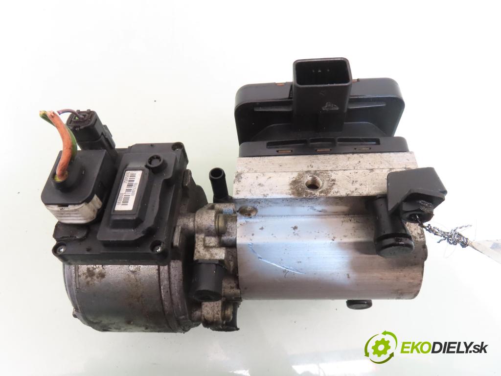 CITROEN C5 II (RC_) LIFTBACK 2006 92,00 1.8 16V - 6FY (EW7A) 1749,00 Pumpa nápravy 966128510245 ; 9654068680 ; 9400060