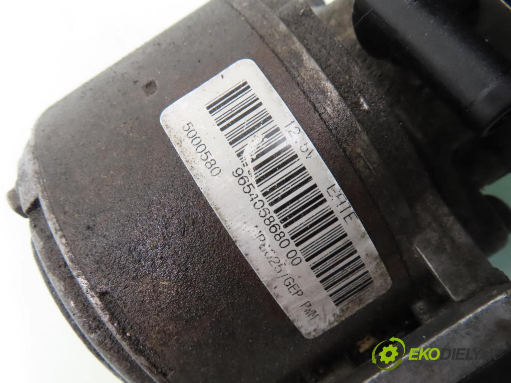 CITROEN C5 II (RC_) LIFTBACK 2006 92,00 1.8 16V - 6FY (EW7A) 1749,00 Pumpa nápravy 966128510245 ; 9654068680 ; 9400060