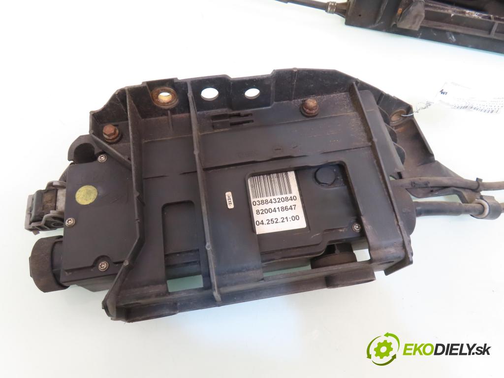 RENAULT SCENIC II (JM0/1_) MINIVAN 2005 83,00 1.6 (JM0C, JM0J, JM1B) - K4M 782 1598,00 BRZDA: ručny elektrický 8200418647