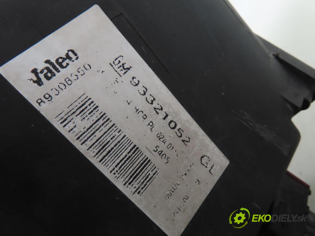 OPEL MERIVA A nadwozie wielkoprzestrzenne (MPV) (X03) MINIVAN 2004 92,00 1.8 - Z 18 XE 1796,00 Svetlo LP 93321052GL