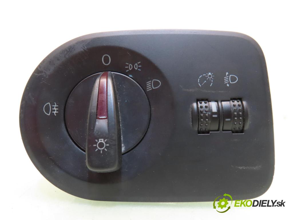 SEAT IBIZA IV (6J5, 6P1) HB 2009 51,00 1.2 - CGPA 1198,00 prepínač svetlá 6J1941531H ; 6J0919094