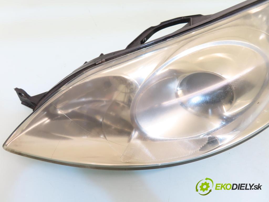 PEUGEOT 407 SW (6E_) KOMBI 2007 80,00 1.6 HDi 110 - 9HZ (DV6TED4) 1560,00 Svetlo LP 0301213201 ; 0301213201 ; 9660236180