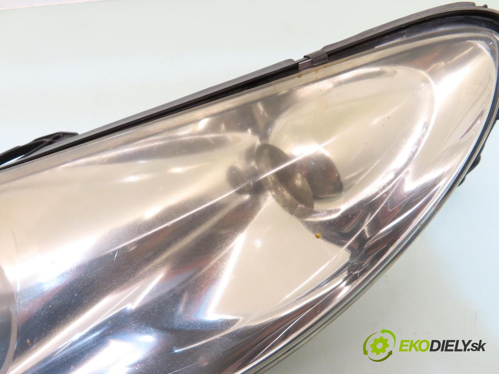 PEUGEOT 407 SW (6E_) KOMBI 2007 80,00 1.6 HDi 110 - 9HZ (DV6TED4) 1560,00 Svetlo LP 0301213201 ; 0301213201 ; 9660236180