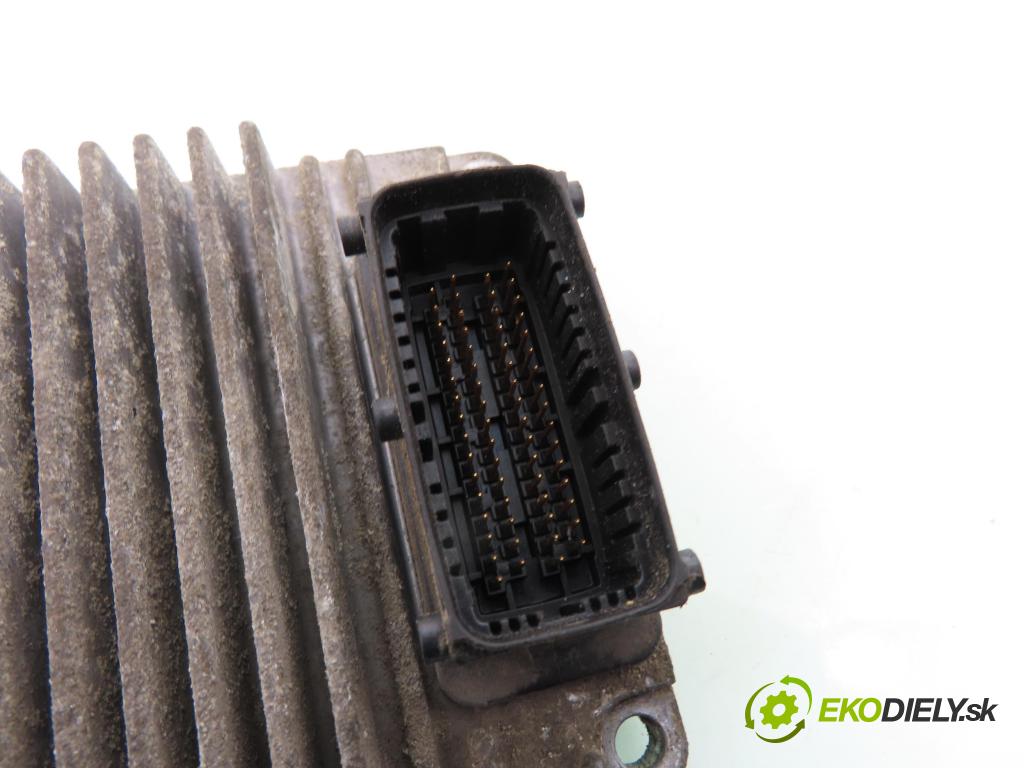 OPEL ASTRA G liftback (T98) HB 2004 66,00 1.4 16V - X 14 XE 1389,00 Riadiaca jednotka Motor 12242030