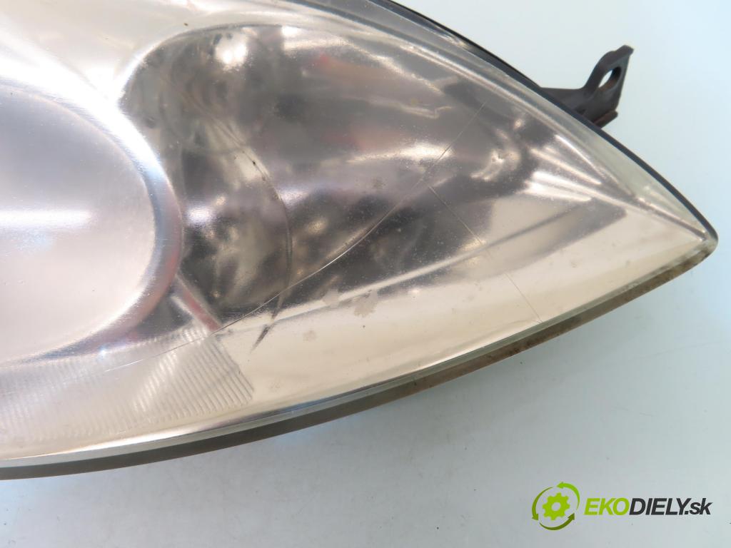 PEUGEOT 407 SW (6E_) KOMBI 2007 80,00 1.6 HDi 110 - 9HZ (DV6TED4) 1560,00 Svetlo PP 0301213202 ; 0301213202 ; 9660235980