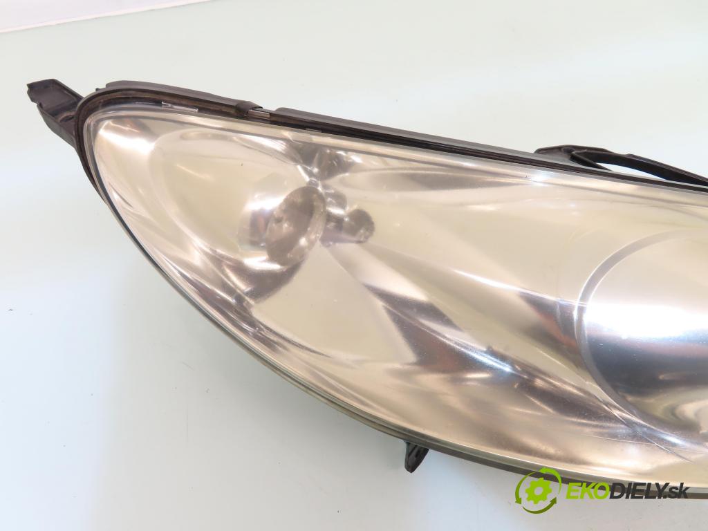 PEUGEOT 407 SW (6E_) KOMBI 2007 80,00 1.6 HDi 110 - 9HZ (DV6TED4) 1560,00 Svetlo PP 0301213202 ; 0301213202 ; 9660235980
