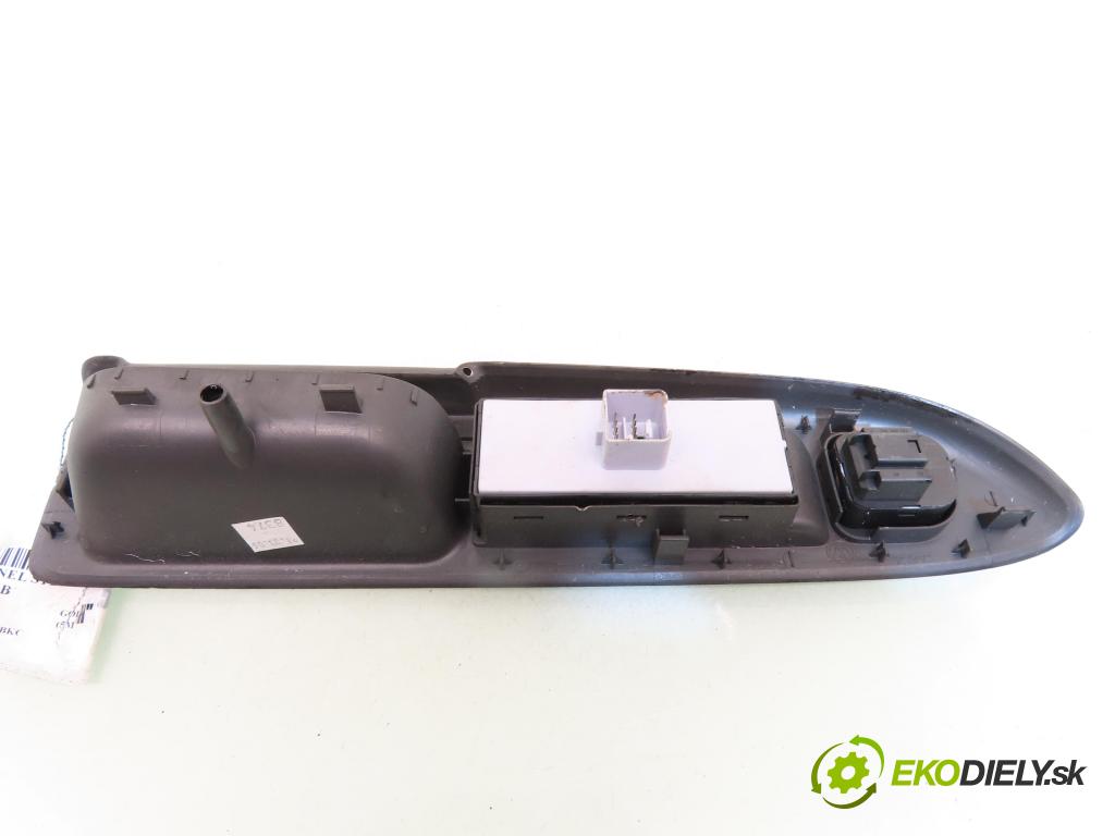 VW GOLF PLUS (5M1, 521) HB 2006 77,00 1.9 TDI - BKC 1896,00 Panel ovládania okien 5M1867371B