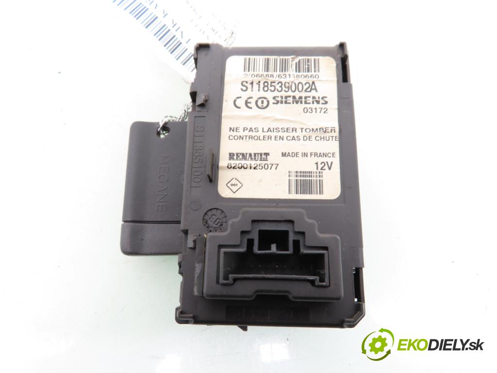 RENAULT SCENIC II (JM0/1_) MINIVAN 2003 88,00 1.9 DCI - F9Q 812 1870,00 čítač KARTY: S118539002A ; 8200125077