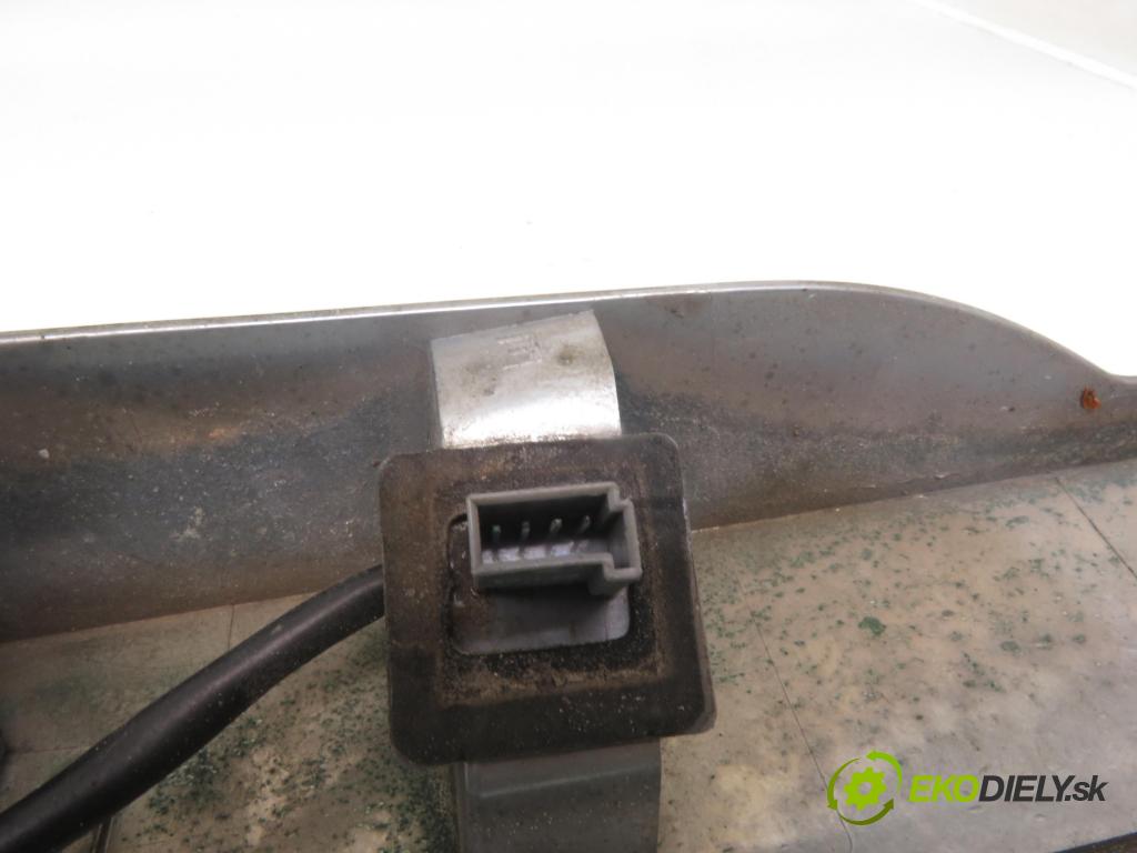 OPEL ZAFIRA B (A05) MINIVAN 2007 88,00 1.9 CDTI - Z 19 DT 1910,00 zadní část - čelo dveří kufr 316053479 ; 13137862