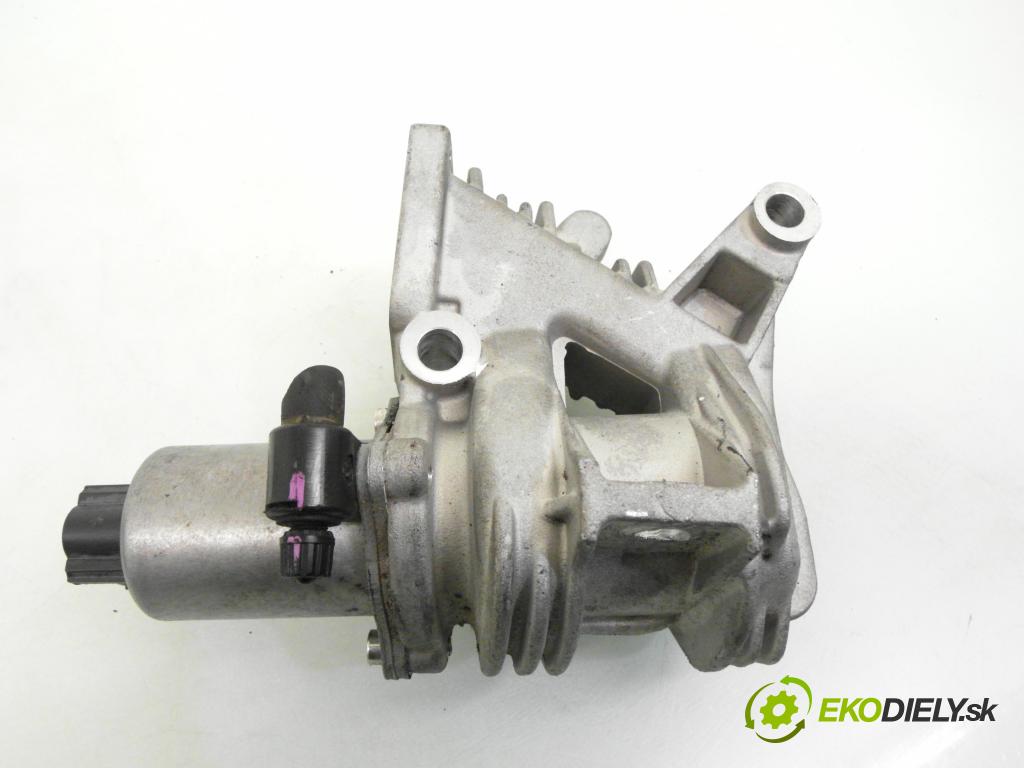 RENAULT SCENIC II (JM0/1_) MINIVAN 2005 88,00 1.9 DCI - F9Q 812 1870,00 VENTIL EGR B195053 ; A0036162
