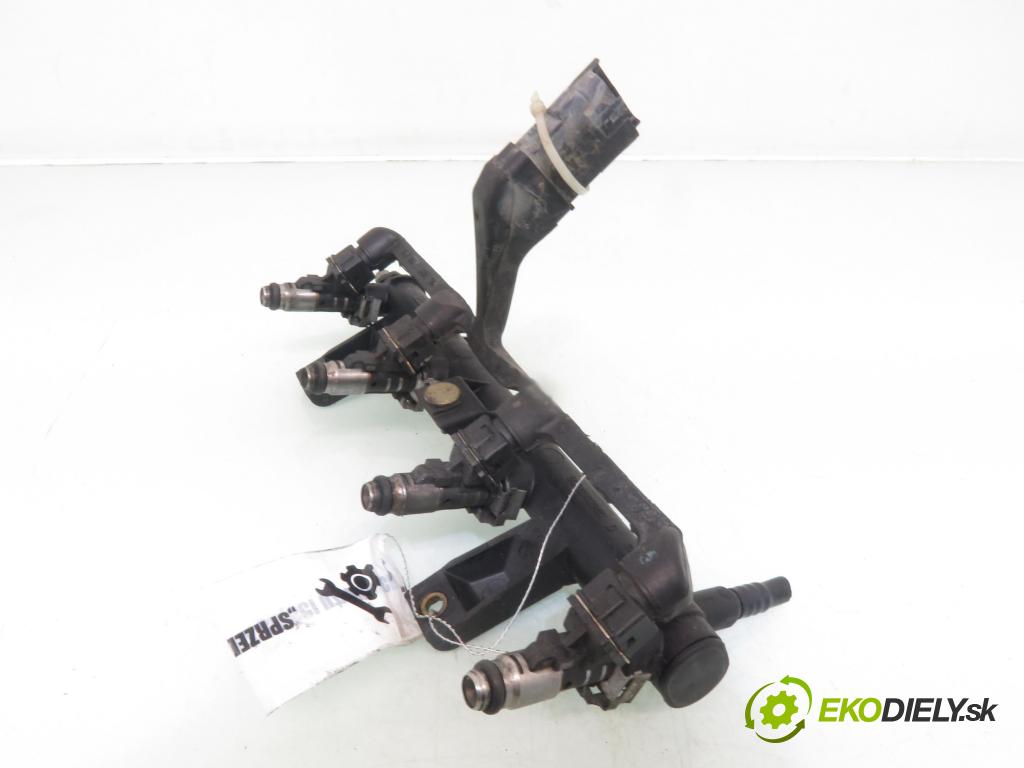 PEUGEOT 206 liftback (2A/C) HB 2001 440,00 1.1 i - HFX (TU1JP) 1124,00 lišta vstřikovací 9638128080 ; 9628982980D (Vstřikovací lišta)