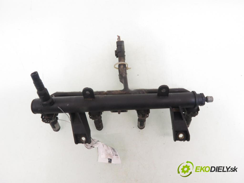PEUGEOT 206 liftback (2A/C) HB 2001 440,00 1.1 i - HFX (TU1JP) 1124,00 lišta vstřikovací 9638128080 ; 9628982980D (Vstřikovací lišta)