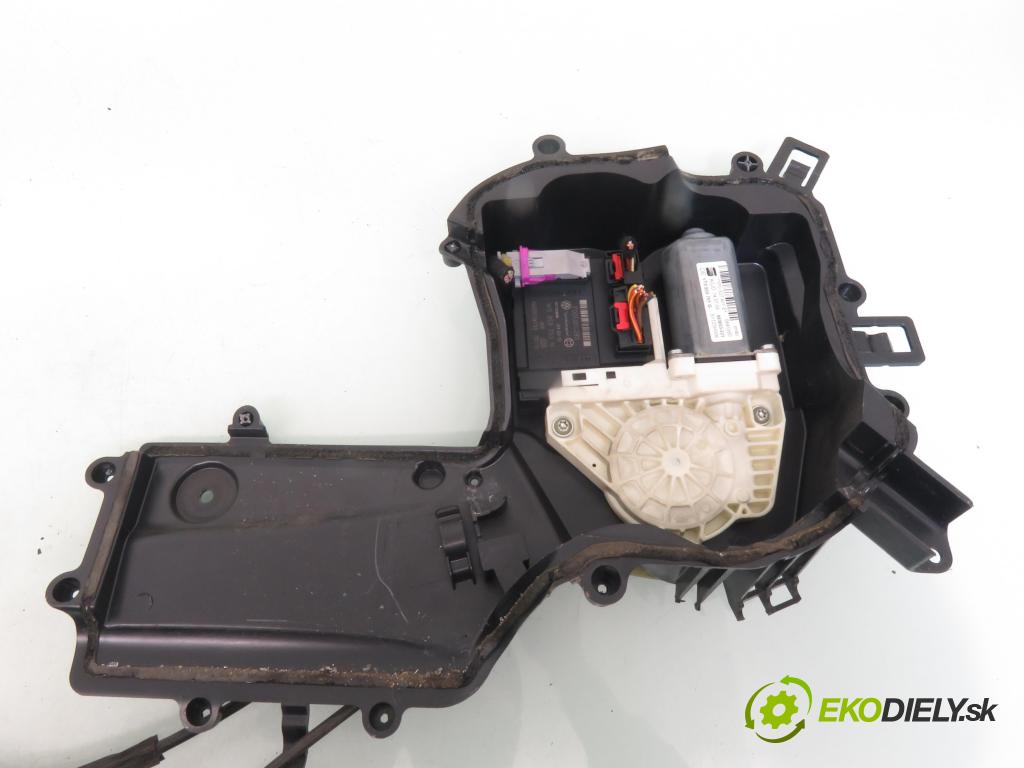 SEAT LEON (1P1) HB 2006 75,00 1.6 - BSE 1595,00 Mechanizmus okien 1T0959701G ; 1K09559793M