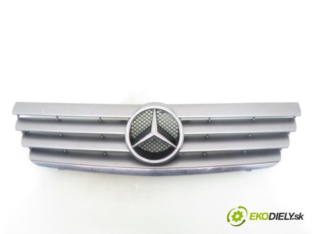 MERCEDES-BENZ KLASA C coupe (CL203) COUPE 2002 120,00 C 200 Kompressor (203.742) - M 271.940 1796,00 Mriežka / maska A2038800383