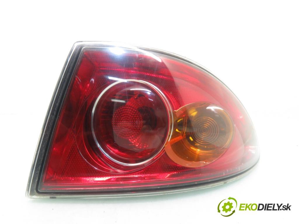 SEAT CORDOBA (6L2) SEDAN 2004 55,00 1.4 16V - BBY 1390,00 Svetlo pravé zadné 6L5945257