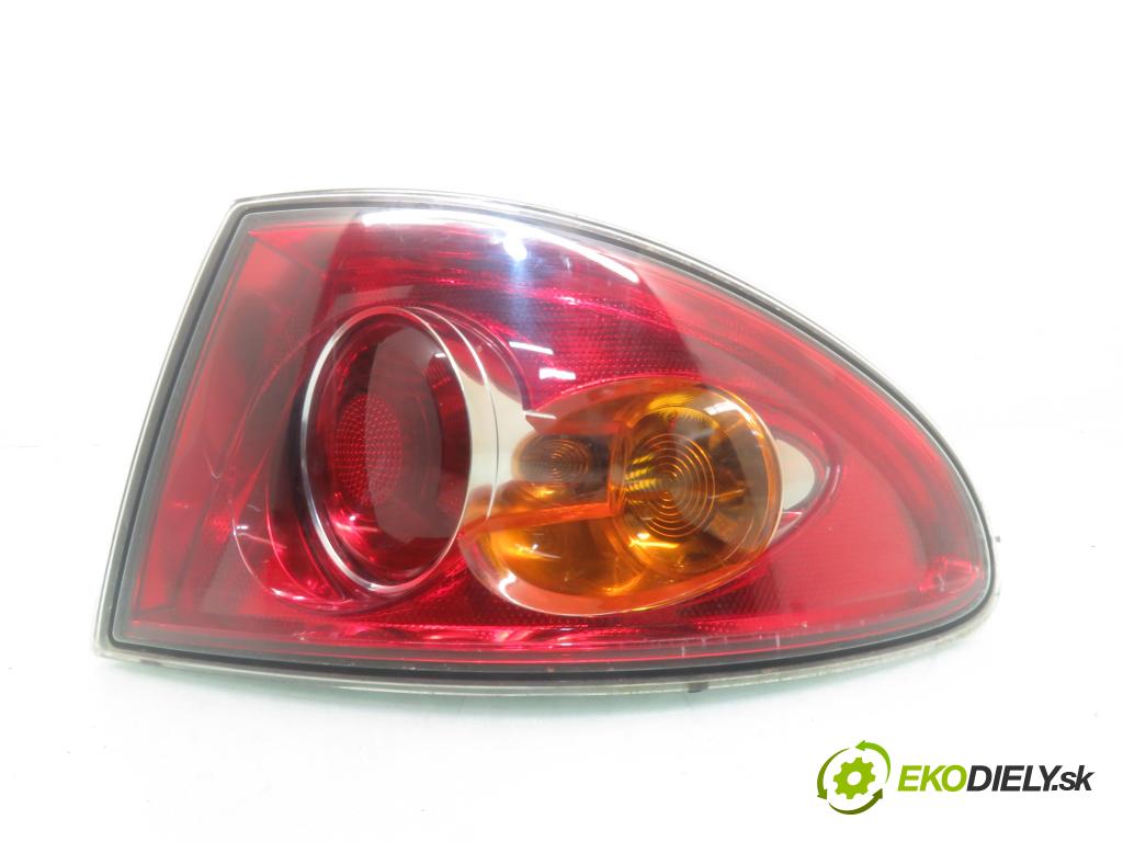 SEAT CORDOBA (6L2) SEDAN 2004 55,00 1.4 16V - BBY 1390,00 Svetlo pravé zadné 6L5945257