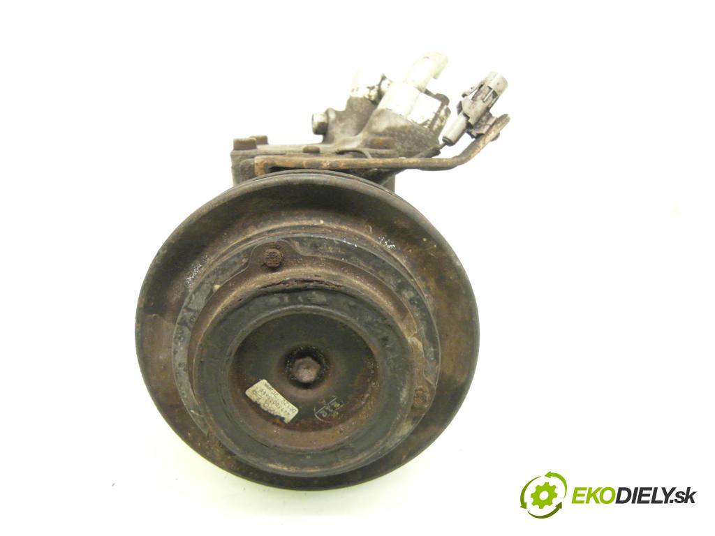TOYOTA AVENSIS (_T22_) LIFTBACK 1998 81,00 1.6 (AT220_) - 4A-FE 1587,00 KOMPRESOR: klimatizace  (Kompresor klimatizace)