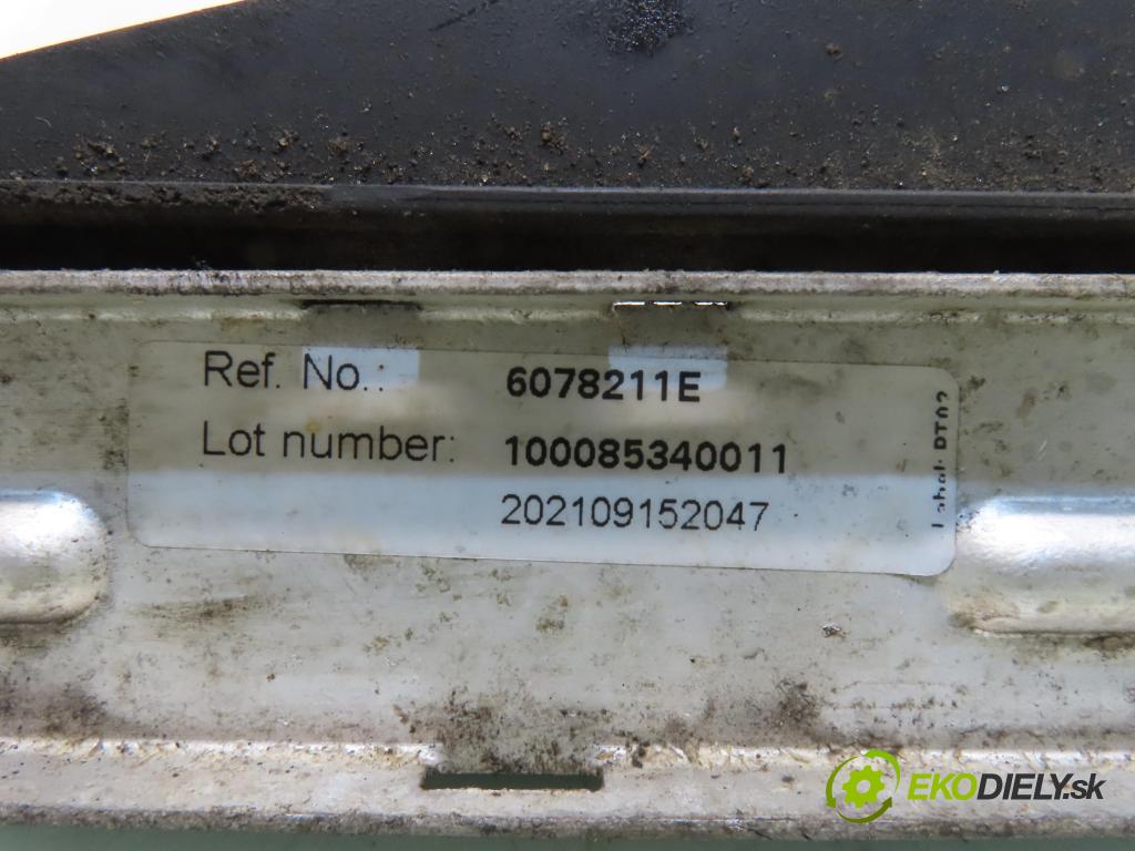 BMW 3 Touring (E46) KOMBI 2000 87,00 318 i - M43 B19 (194E1) 1895,00 chladič vody 60782A ; 6078211E