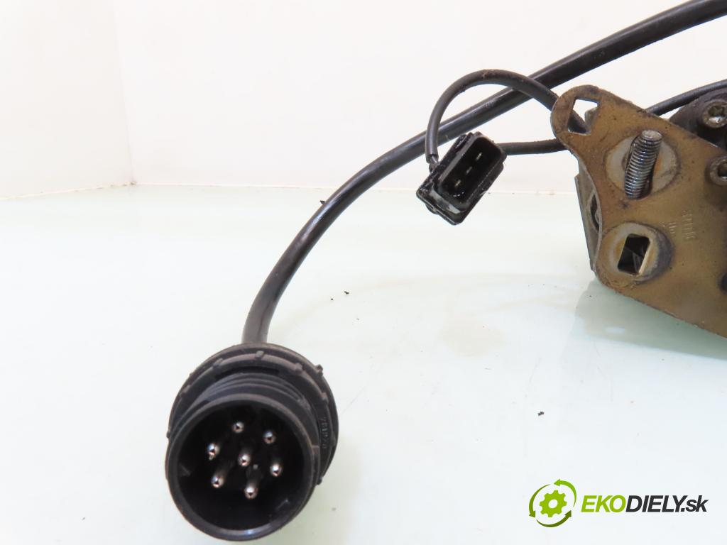 RENAULT LAGUNA I (B56_, 556_) LIFTBACK 1998 72,00 1.9 dTi (B56J) - F9Q 710 1870,00 Pumpa vstrekovacia 0460414988 ; 7700110395 (Vstrekovacie čerpadlo)