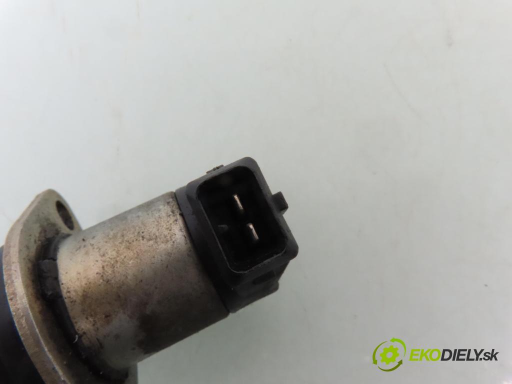 ALFA ROMEO 147 (937_) HB 2002 88,00 1.6 16V T.SPARK (937.AXA1A, 937.AXB1A, 937.BXB1A)  1598,00 snímač časování VAČKOVÁ HŘÍDEL: 