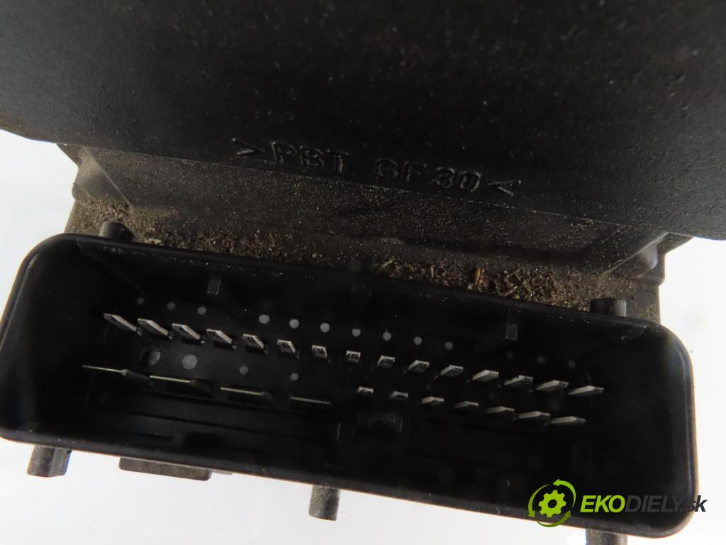 AUDI A4 (8D2, B5) SEDAN 1999 110,00 1.8 T - AEB 1781,00 Pumpa ABS 0265220405 ; 8E0614111B ; 0273004283 (Pumpa ABS)