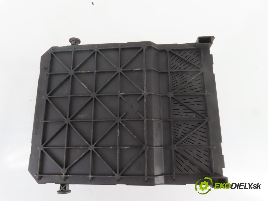 CITROEN BERLINGO FIRST Skrzynia (M_) FURGON 2006 51,00 1.9 D 70 (MBWJZ, MCWJZ) - WJY (DW8B) 1868,00 MODUL BSI 9657999880 ; S118085120F