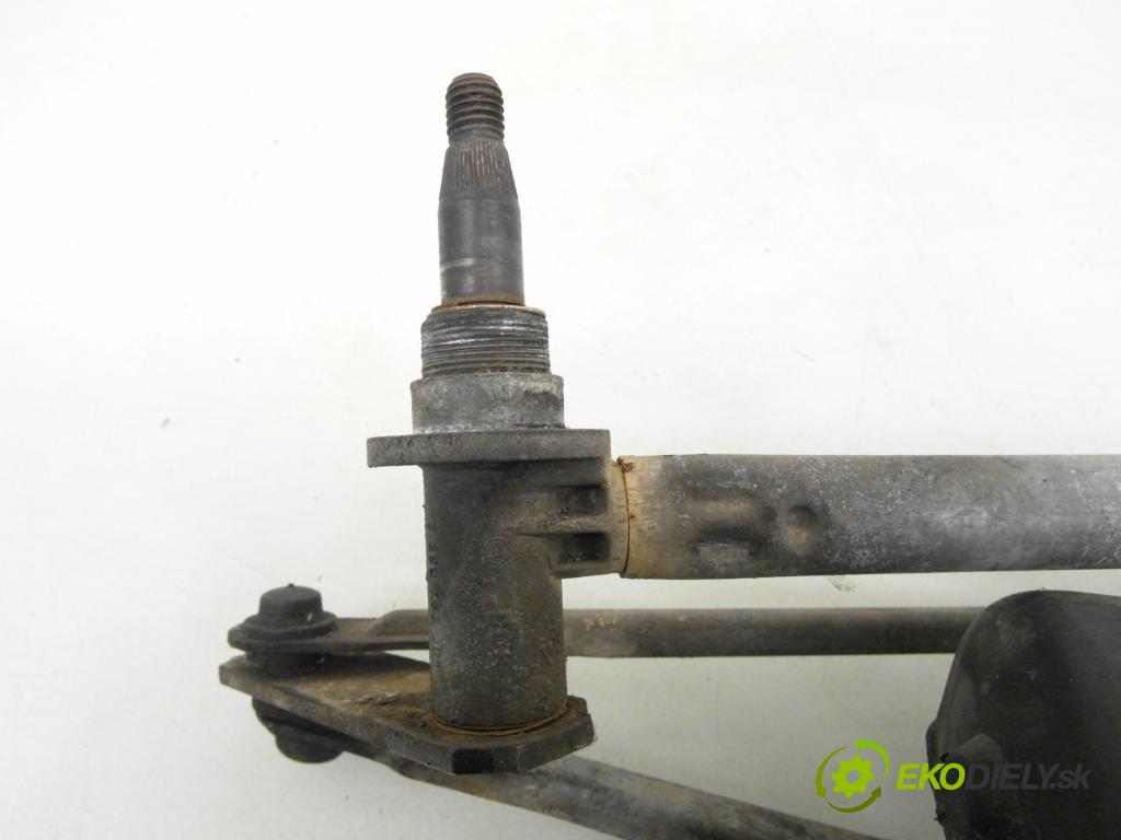 RENAULT SCENIC I (JA0/1_) MINIVAN 2001 75,00 1.9 dCi (JA05, JA1F) - F9Q 732 1870,00 MECHANISMUS/ motorek stěračů 0390241379 ; 8200106711 ; 3397020563