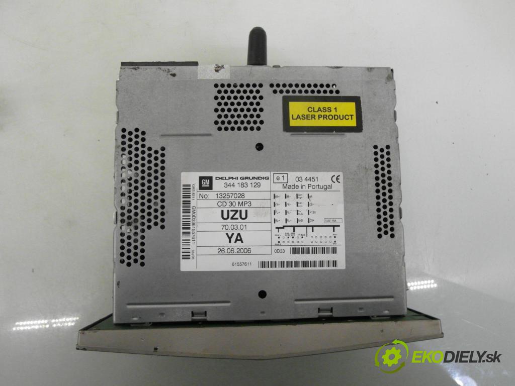 OPEL CORSA D (S07) HB 2006 59,00 1.2 - Z 12 XEP 1229,00 RADIO CD 344183129 ; 13257028 ; 13209460