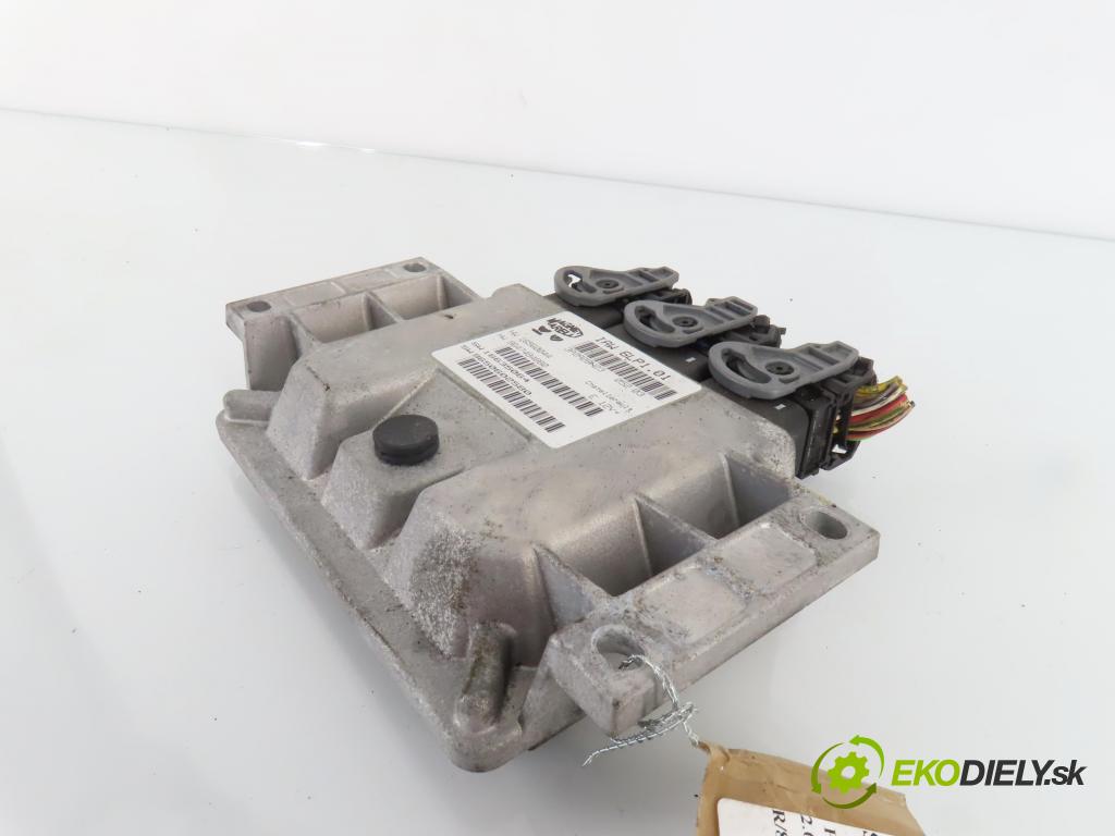 PEUGEOT 307 SW (3H) KOMBI 2003 103,00 2.0 16V - RFN (EW10J4) 1997,00 Riadiaca jednotka Motor 16560044 ; 9647494880 ; IAW6LP101