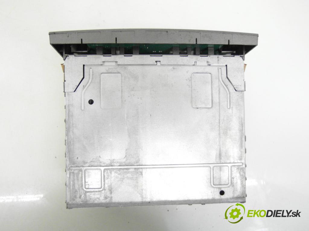 OPEL VECTRA C Kombi (Z02) KOMBI 2006 110,00 1.9 CDTI - Z 19 DTH 1910,00 RADIO CD 383555646 ; 13188477 ; 24461295
