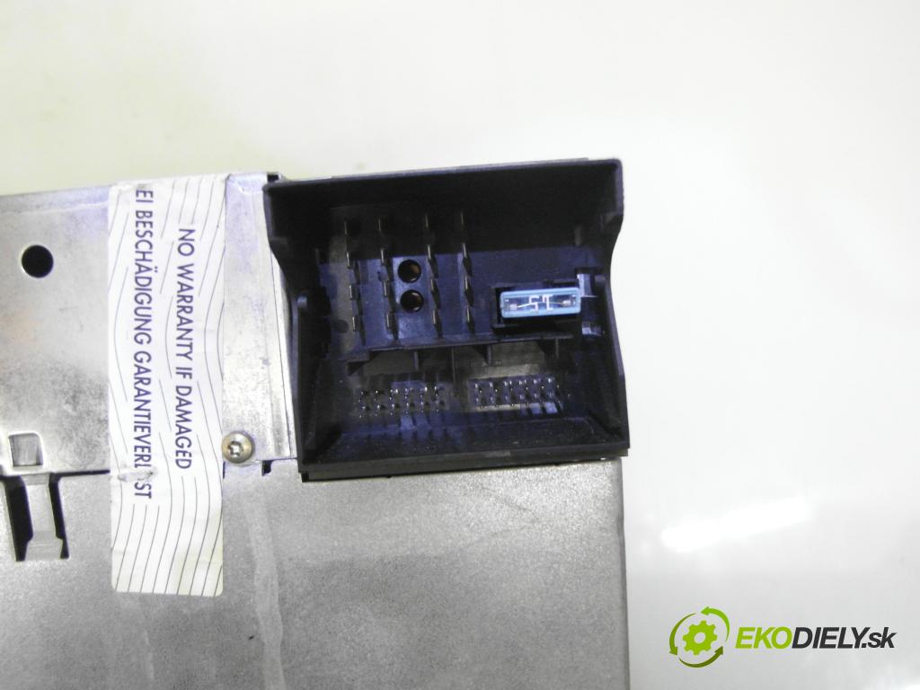 OPEL VECTRA C Kombi (Z02) KOMBI 2006 110,00 1.9 CDTI - Z 19 DTH 1910,00 RADIO CD 383555646 ; 13188477 ; 24461295