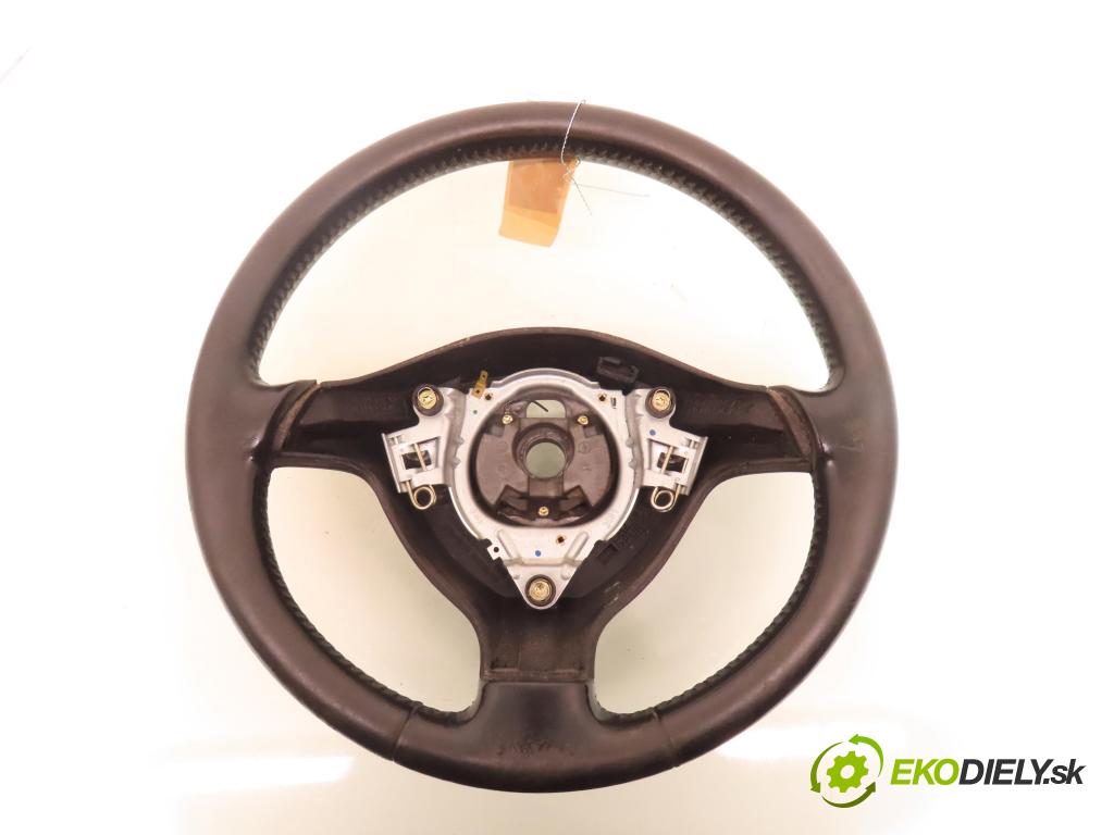 VW PASSAT B5.5 Variant (3B6) KOMBI 2001 96,00 1.9 TDI - AVF 1896,00 Volant 3B0419091AN ; 1J0419526D ; 3B0880201AL (Volant)