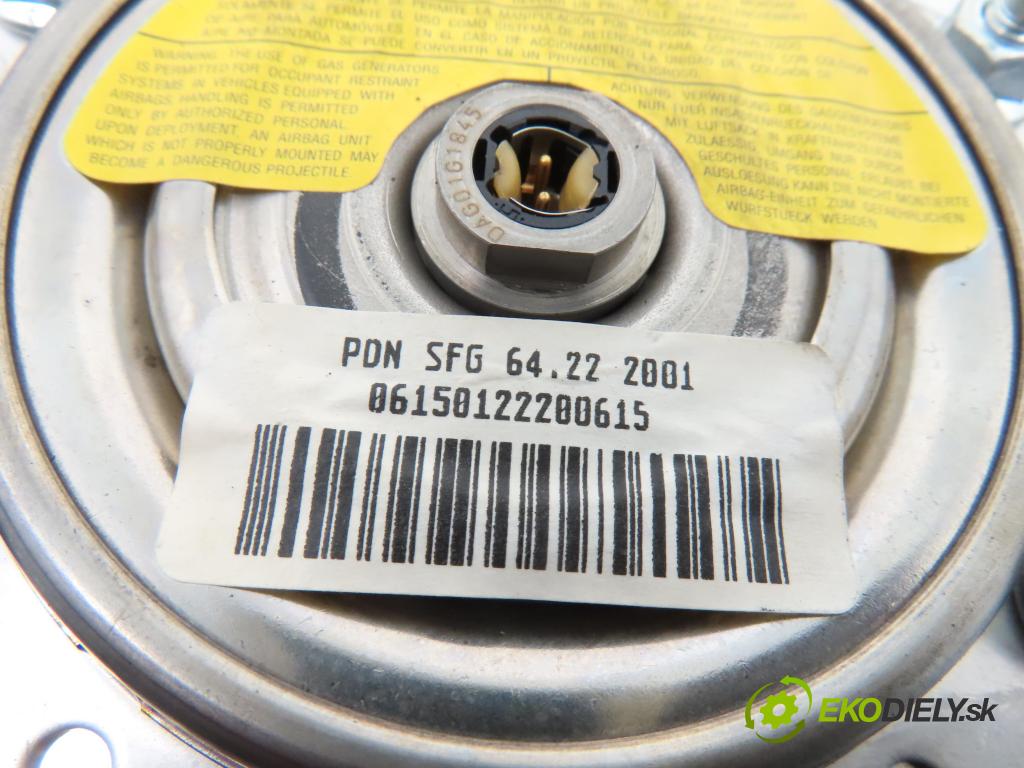 VW PASSAT B5.5 Variant (3B6) KOMBI 2001 96,00 1.9 TDI - AVF 1896,00 Volant 3B0419091AN ; 1J0419526D ; 3B0880201AL (Volant)