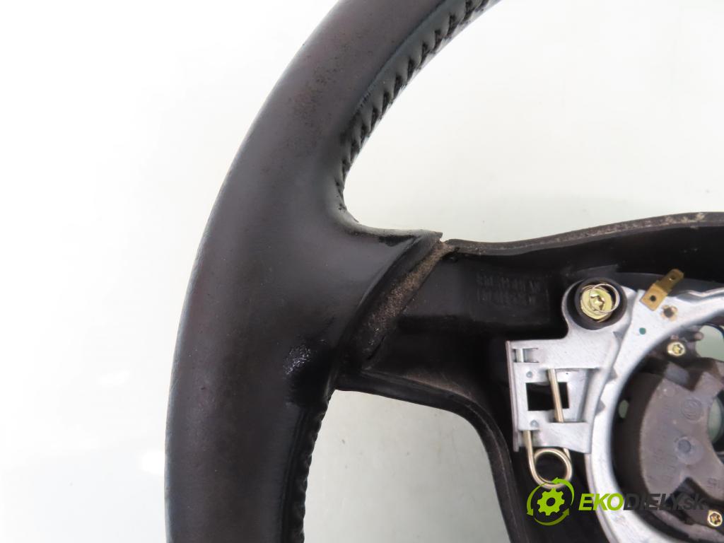 VW PASSAT B5.5 Variant (3B6) KOMBI 2001 96,00 1.9 TDI - AVF 1896,00 Volant 3B0419091AN ; 1J0419526D ; 3B0880201AL (Volant)