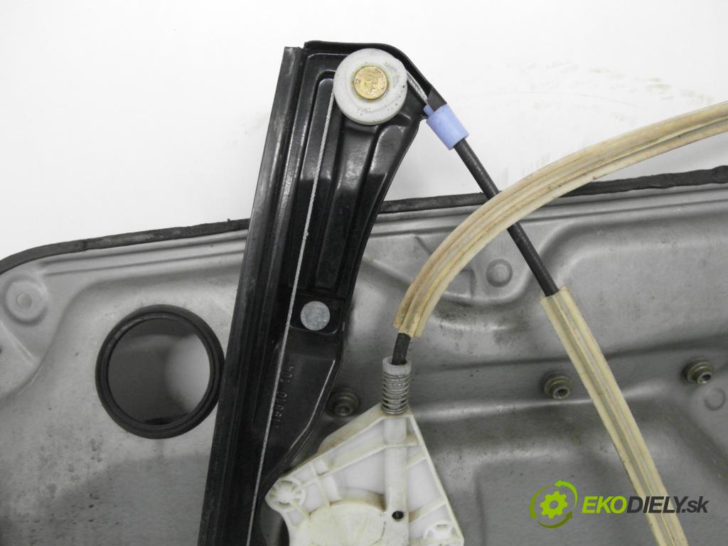 VW GOLF IV (1J1) HB 2003 55,00 1.4 16V - AHW 1390,00 mechanismus oken 1J4837755E ; 1J4837729AE ; 1C1959801A