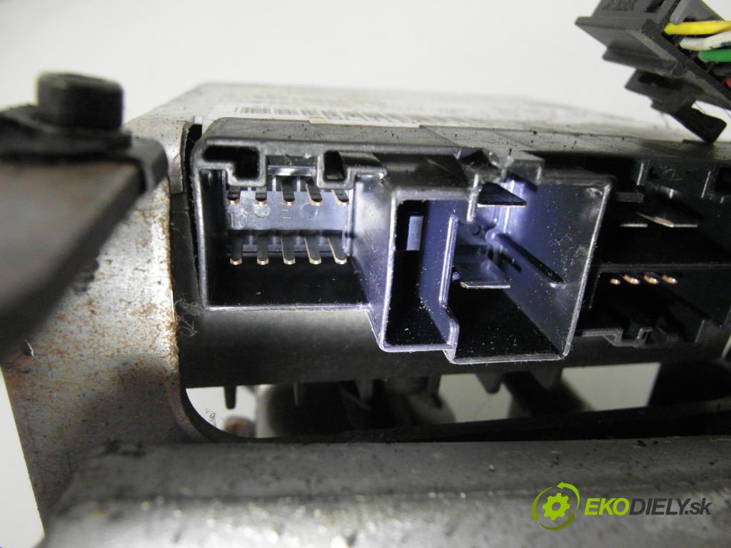 FIAT PUNTO (188_) HB 1999 44,00 1.2 60 (188.030, .050, .130, .150, .230, .250) - 1 1242,00 SLOUPEC / PODPORA elektrický 26076971023 ; 26078330012 ; 26082642