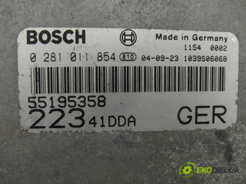 FIAT DOBLO Cargo (223_) KOMBIVAN 2004 74,00 1.9 JTD (223ZXE1A) - 182 B9.000 1910,00 řídící jednotka motora 0281011854 ; 55195358