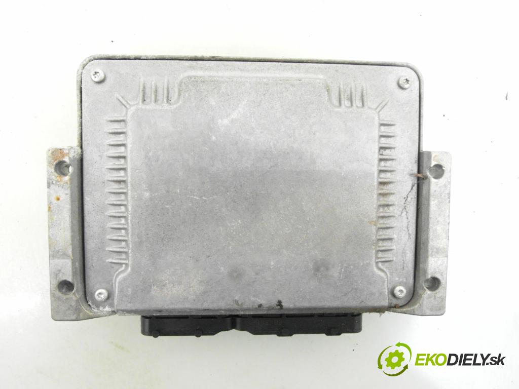 FIAT DOBLO Cargo (223_) KOMBIVAN 2004 74,00 1.9 JTD (223ZXE1A) - 182 B9.000 1910,00 řídící jednotka motora 0281011854 ; 55195358