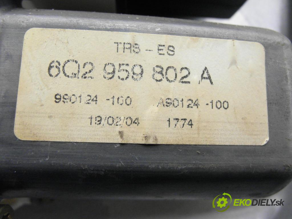 SEAT CORDOBA (6L2) SEDAN 2004 55,00 1.4 16V - BBY 1390,00 mechanismus oken 6L4837755P ; 6Q2959802A ; 6L4837751CM