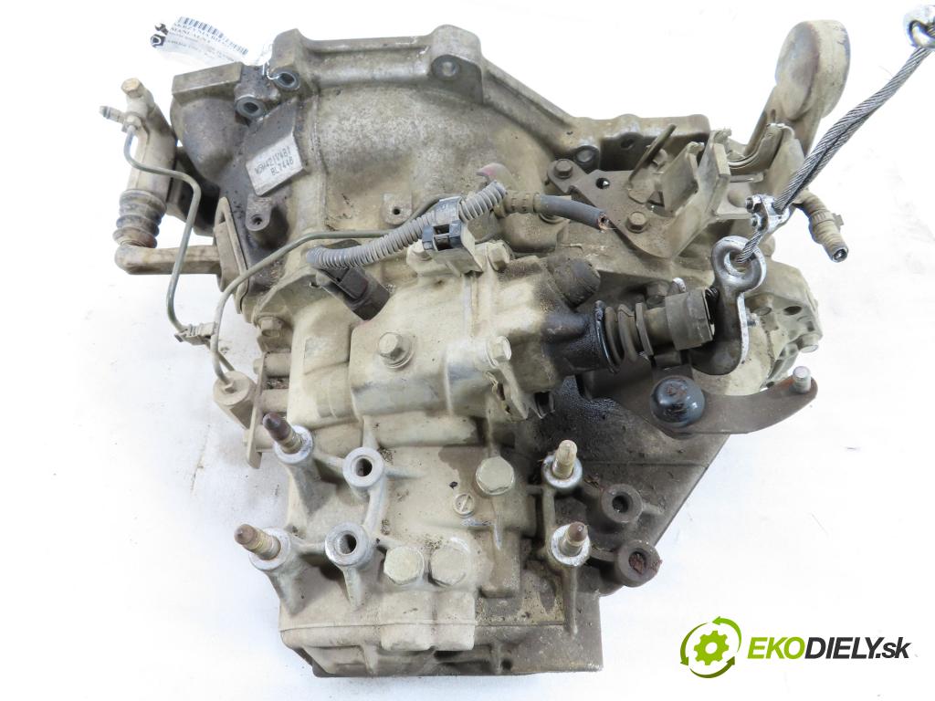 MITSUBISHI OUTLANDER I (CU_W) SUV 2003 118,00 2.4 4WD (CU5W) - 4G69 2378,00 převodovka MANUALNA W5M421V4B1