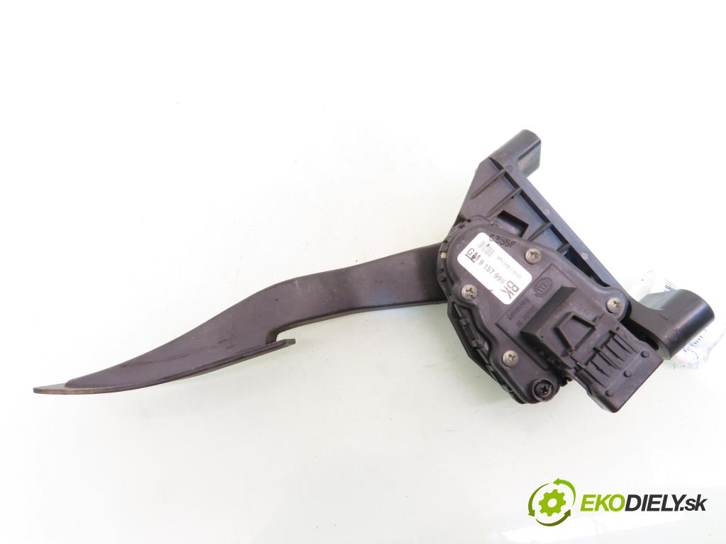 OPEL ASTRA H (A04) HB 2005 66,00 1.3 CDTI - Z 13 DTH 1248,00 Potenciometer plynu 9157998BK ; 6PV00811200 (Potenciometer plynového pedálu)
