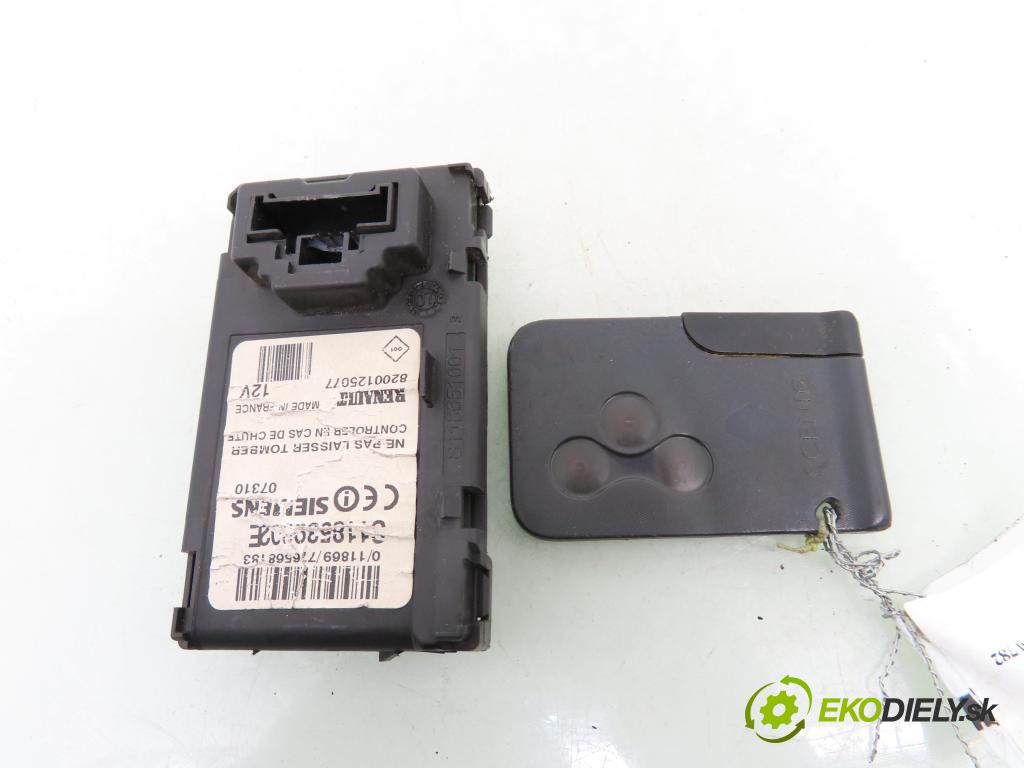 RENAULT SCENIC II (JM0/1_) MINIVAN 2005 83,00 1.6 (JM0C, JM0J, JM1B) - K4M 782 1598,00 CZYTNIK KARTY: S118539002E ; 8200125077