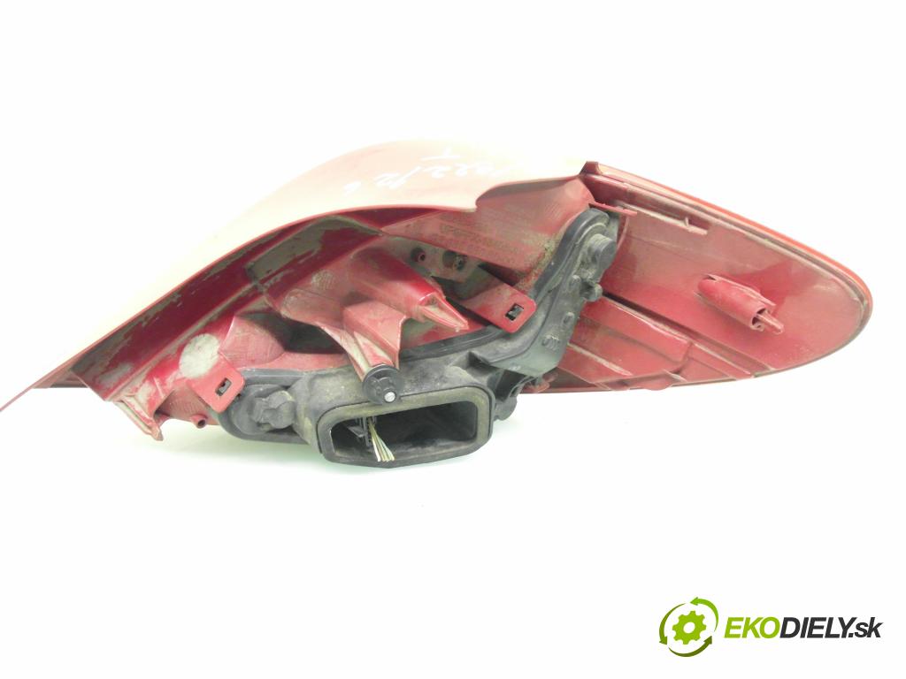 PEUGEOT 207 (WA_, WC_) HB 2009 66,00 1.6 HDi - 9HX (DV6ATED4) 1560,00 světlo levé zadní 968656608000 ; VP9PFX13405A ; 6350HQ