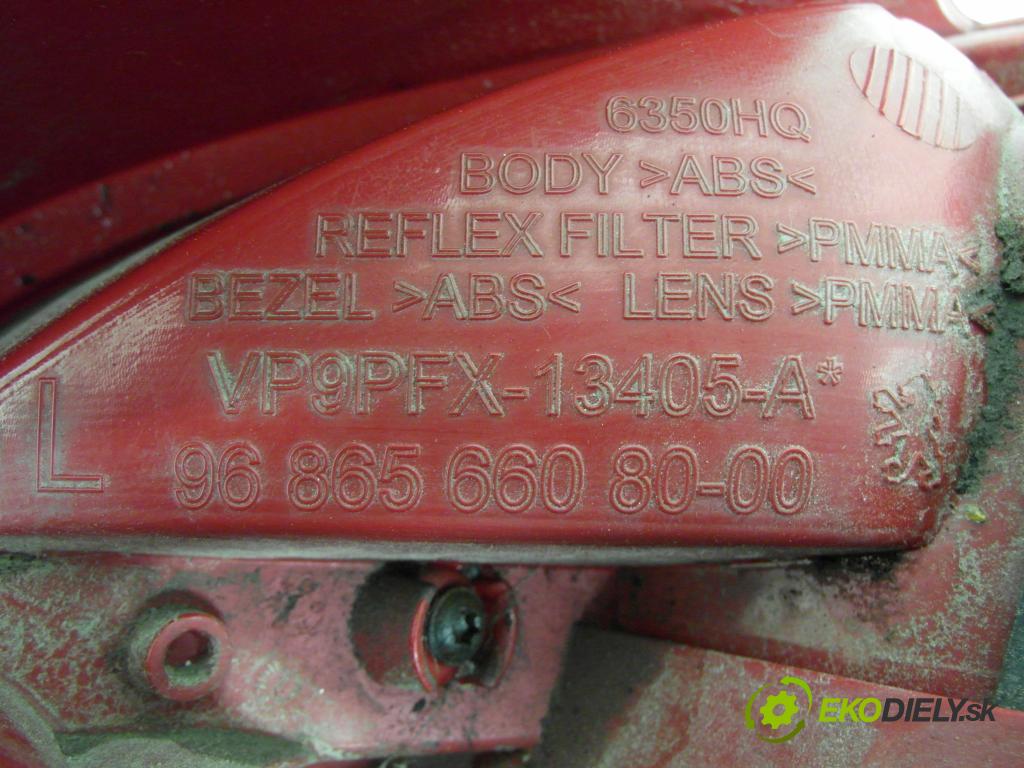 PEUGEOT 207 (WA_, WC_) HB 2009 66,00 1.6 HDi - 9HX (DV6ATED4) 1560,00 světlo levé zadní 968656608000 ; VP9PFX13405A ; 6350HQ