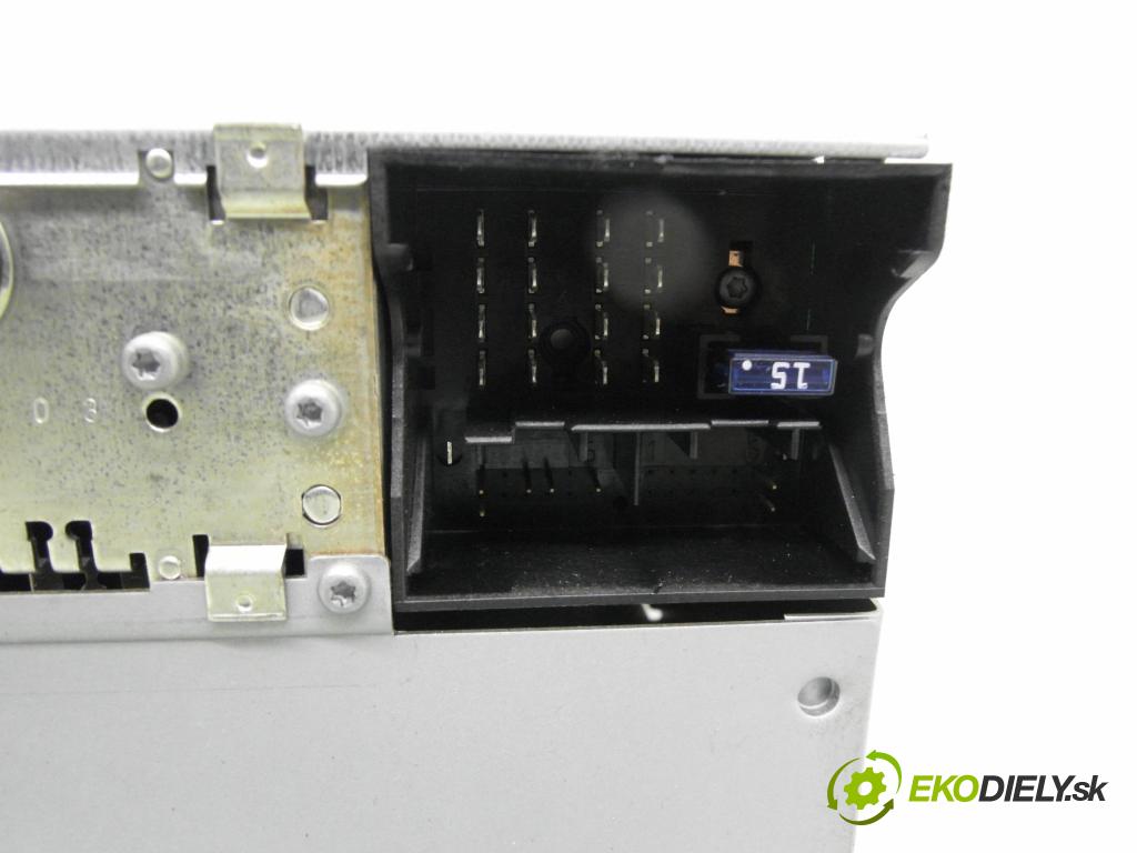 OPEL ASTRA H GTC (L08) COUPE 2005 77,00 1.6 - Z 16 XE1 1598,00 RADIO CD 13154304 ; 453116246 ; 13111165